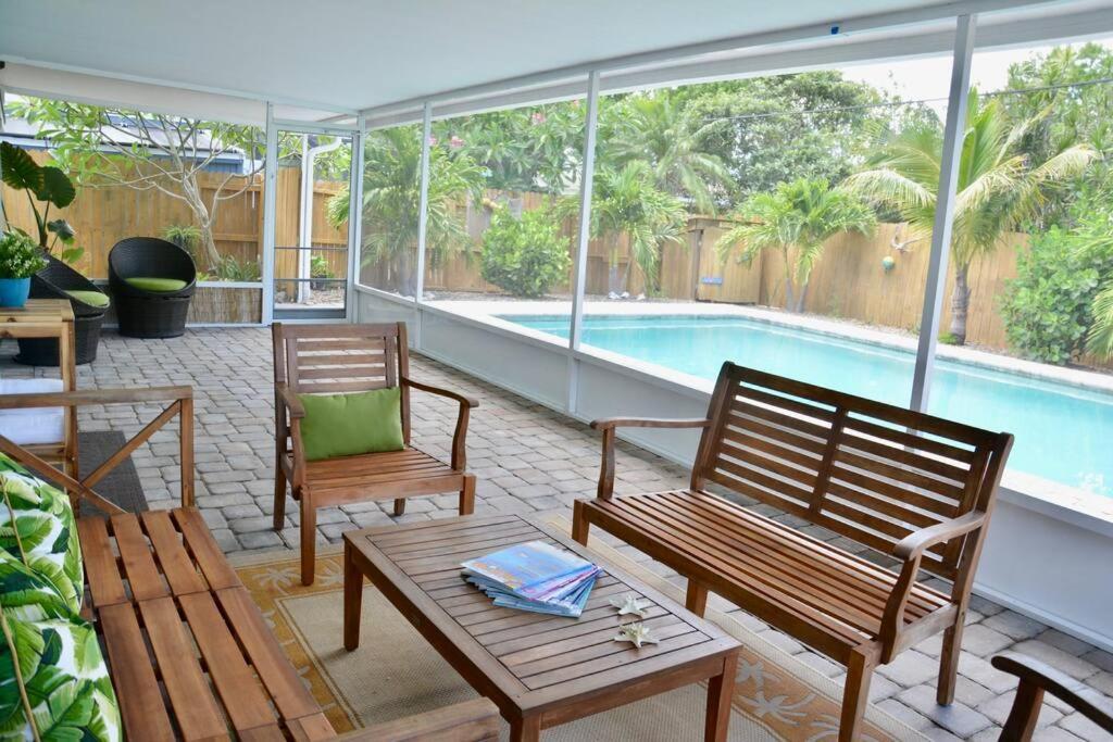 Tropical Retreat Near Beaches, Cruise Terminals Merritt Island Exteriér fotografie