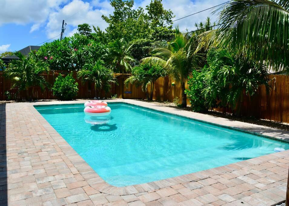 Tropical Retreat Near Beaches, Cruise Terminals Merritt Island Exteriér fotografie