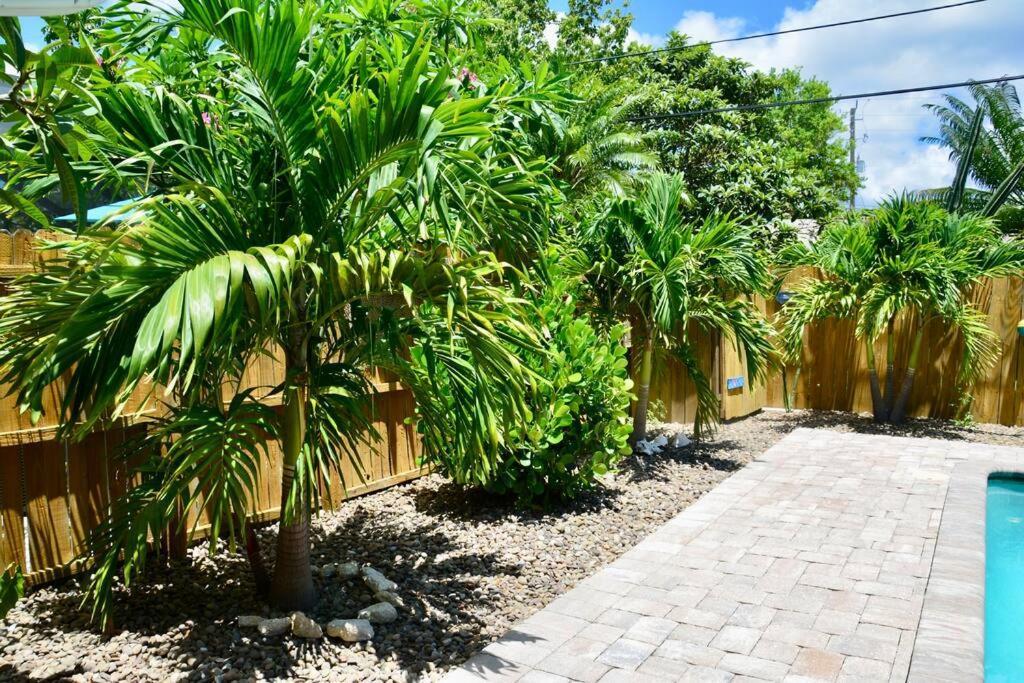 Tropical Retreat Near Beaches, Cruise Terminals Merritt Island Exteriér fotografie
