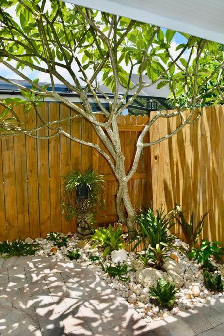 Tropical Retreat Near Beaches, Cruise Terminals Merritt Island Exteriér fotografie