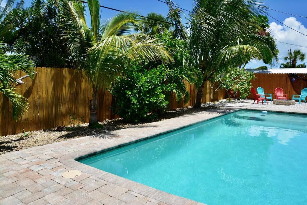 Tropical Retreat Near Beaches, Cruise Terminals Merritt Island Exteriér fotografie